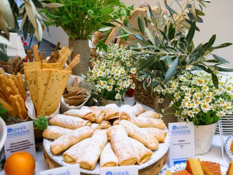 GREEK BREAKFAST